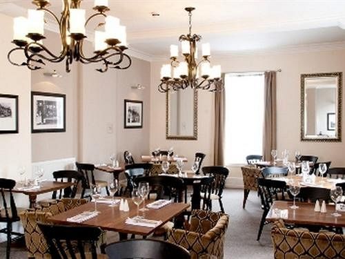 The Lion Hotel Brewood Exterior foto
